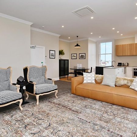 Kaiapoi Luxury Accommodation 2 - Bookahome Екстер'єр фото